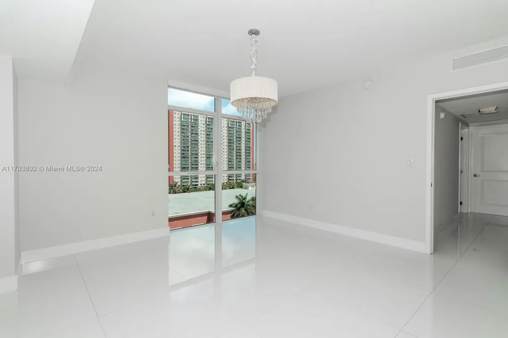 400 Sunny Isles Blvd #919 Sunny Isles Beach, FL 33160