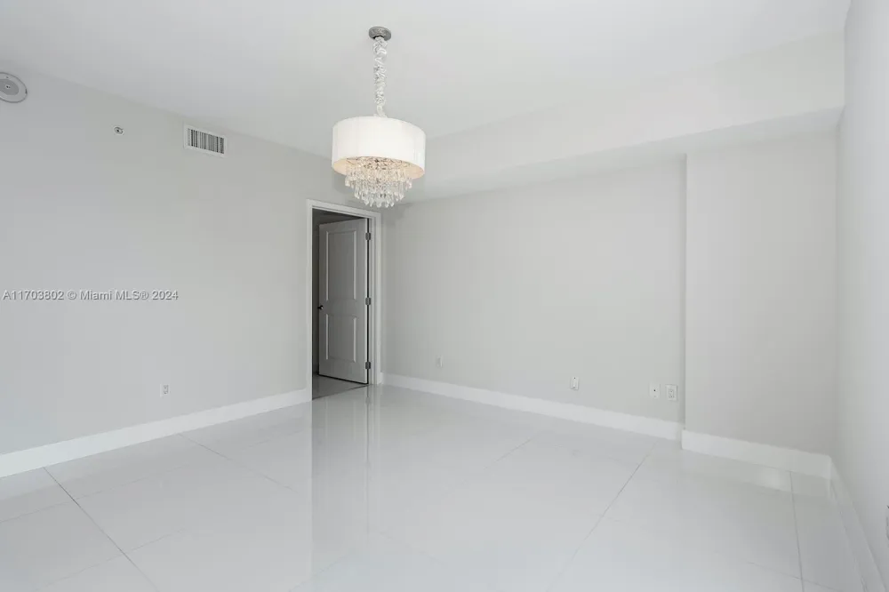 400 Sunny Isles Blvd #919 Sunny Isles Beach, FL 33160