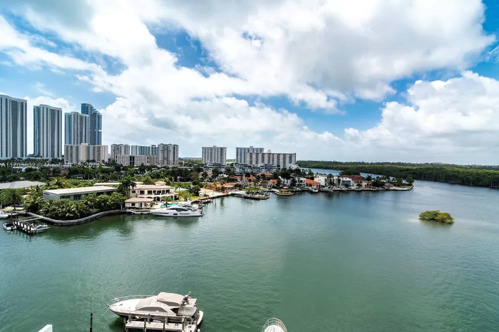 400 Sunny Isles Blvd #919 Sunny Isles Beach, FL 33160