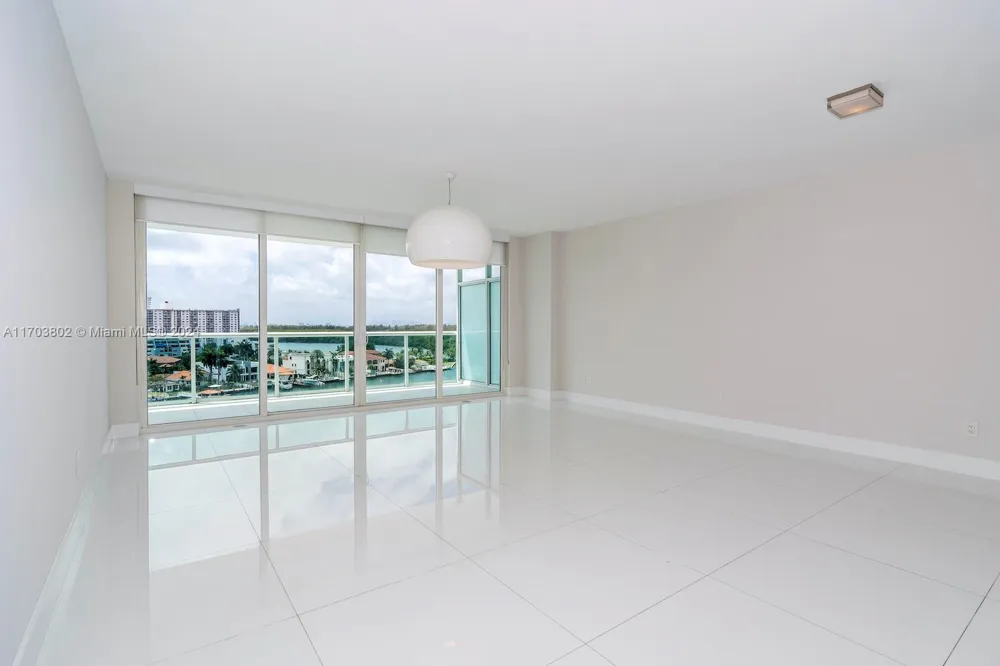 400 Sunny Isles Blvd #919 Sunny Isles Beach, FL 33160