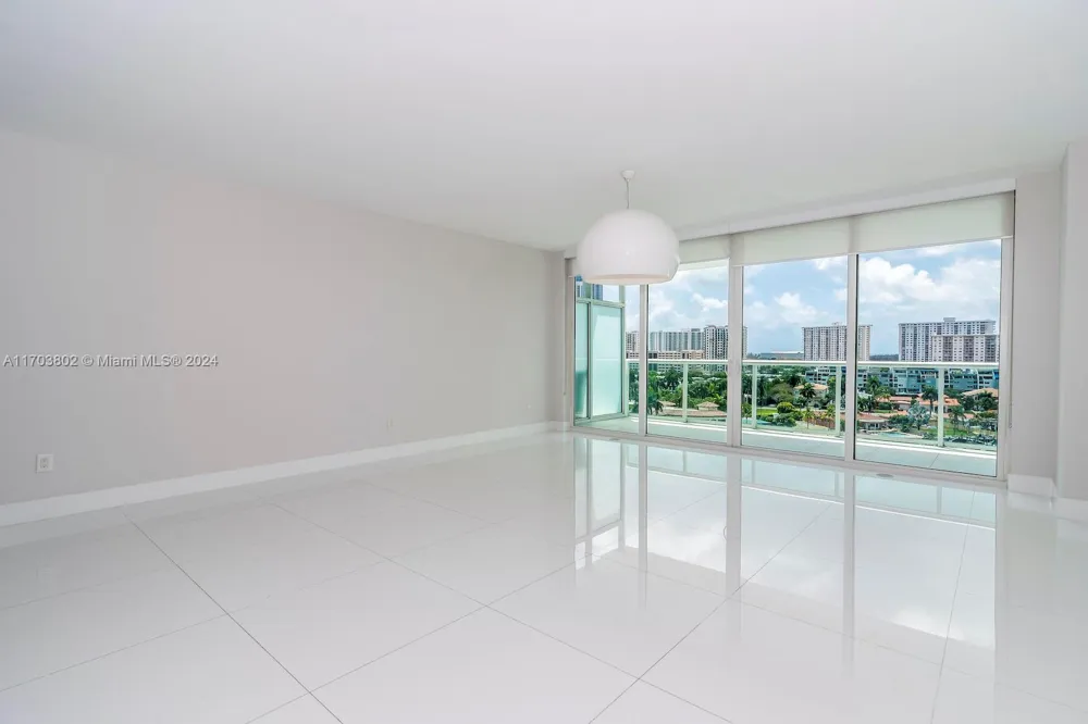 400 Sunny Isles Blvd #919 Sunny Isles Beach, FL 33160