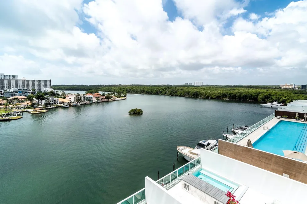 400 Sunny Isles Blvd #919 Sunny Isles Beach, FL 33160