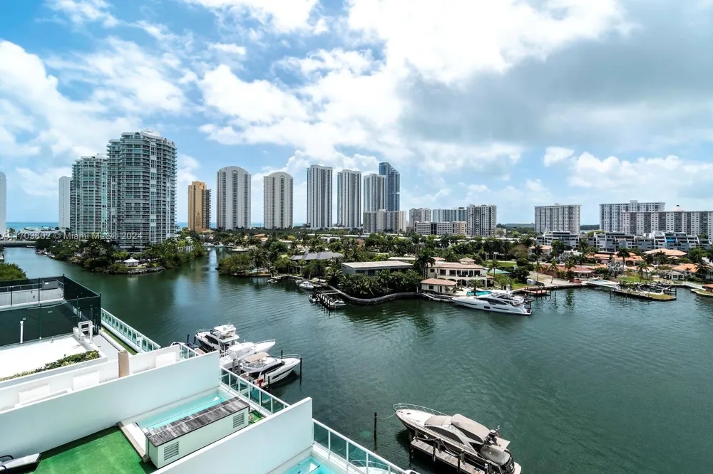 400 Sunny Isles Blvd #919 Sunny Isles Beach, FL 33160