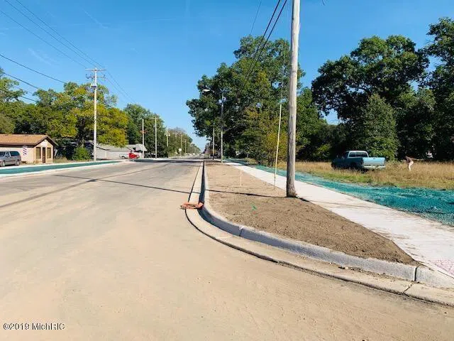 957983 E Broadway Ave Norton Shores, MI 49444
