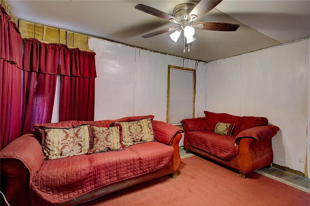 940 Dolores Street Corpus Christi, TX 78405