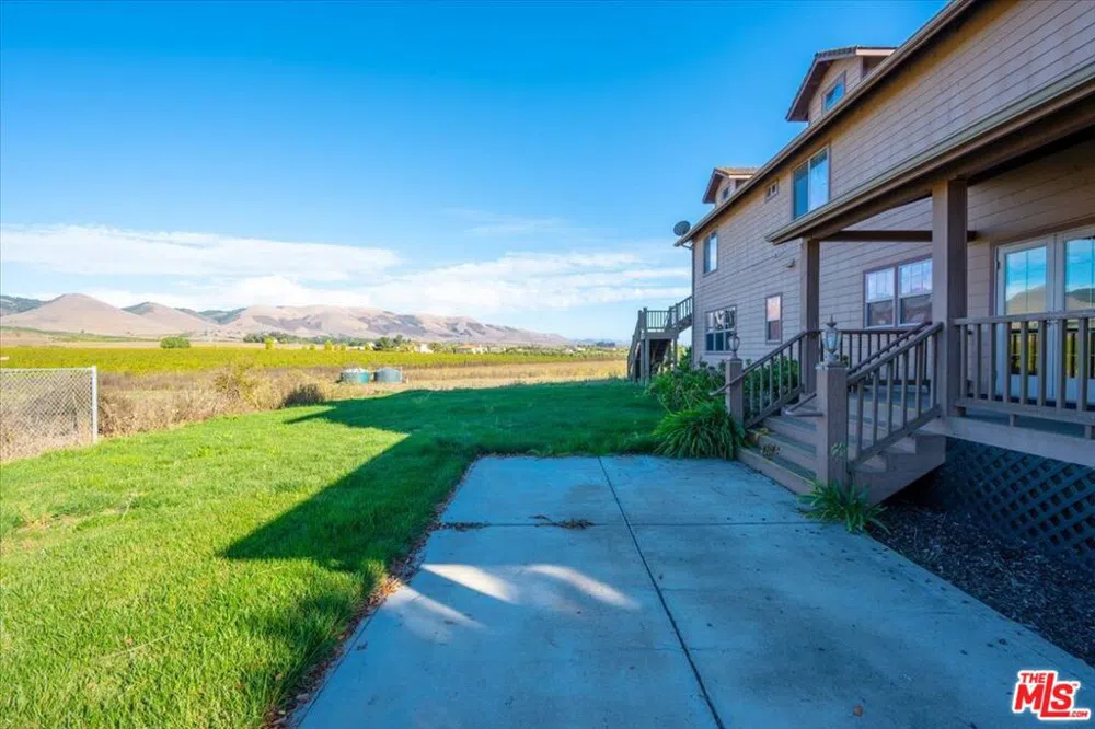 220 Hans Place Nipomo, CA 93444