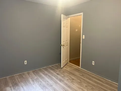 15 Old Field Road