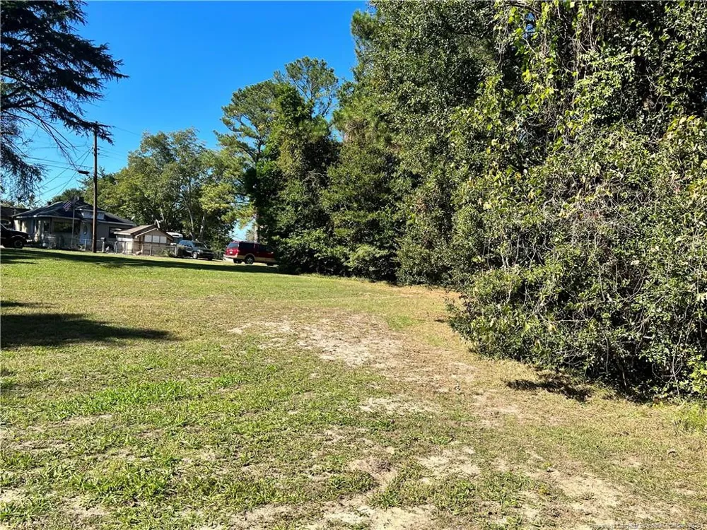 122 1st Street Spring Lake, NC 28390