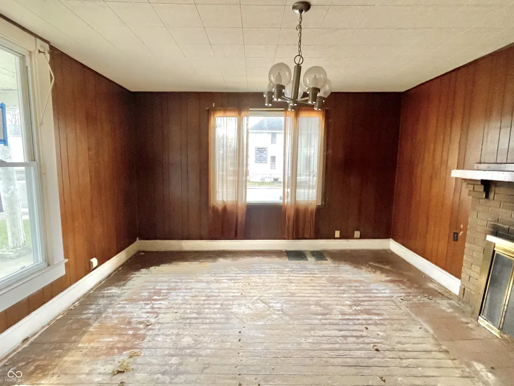 310 S Pleasant Street Edinburgh, IN 46124