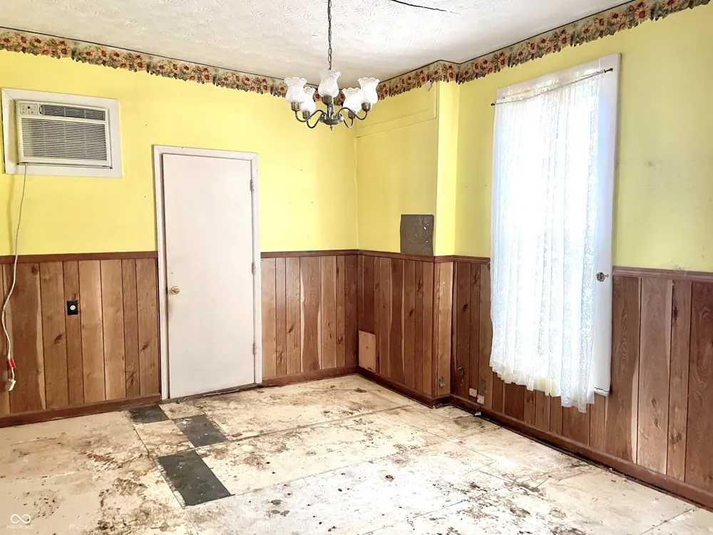 310 S Pleasant Street Edinburgh, IN 46124