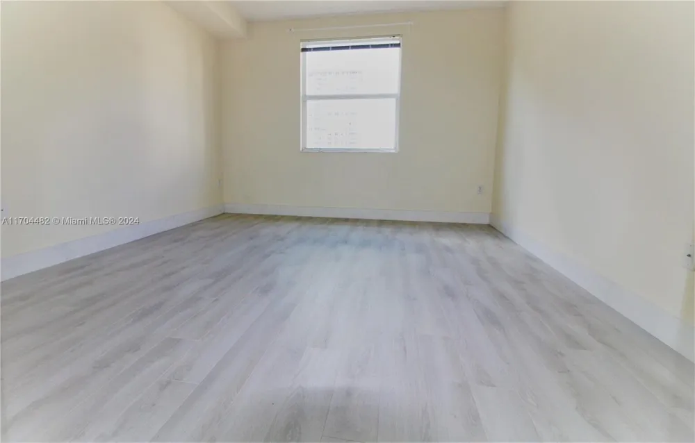 17150 Bay Rd #2612 Sunny Isles Beach, FL 33160