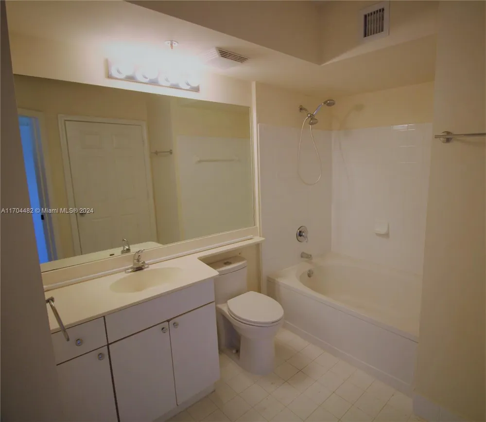 17150 Bay Rd #2612 Sunny Isles Beach, FL 33160