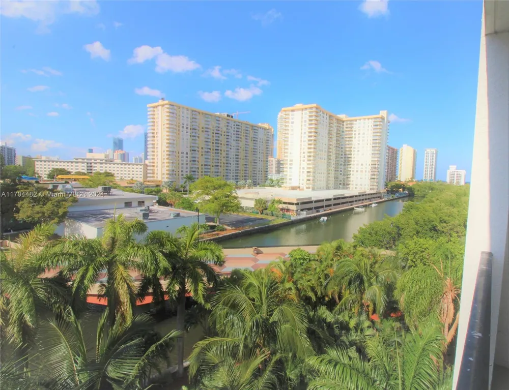 17150 Bay Rd #2612 Sunny Isles Beach, FL 33160