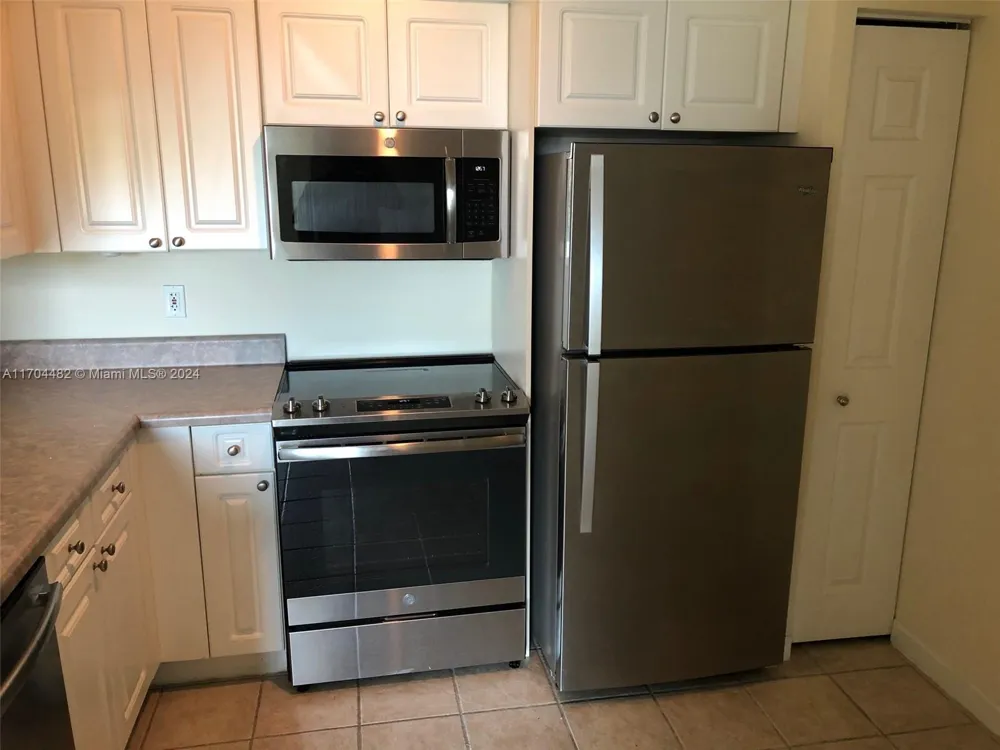 17150 Bay Rd #2612 Sunny Isles Beach, FL 33160