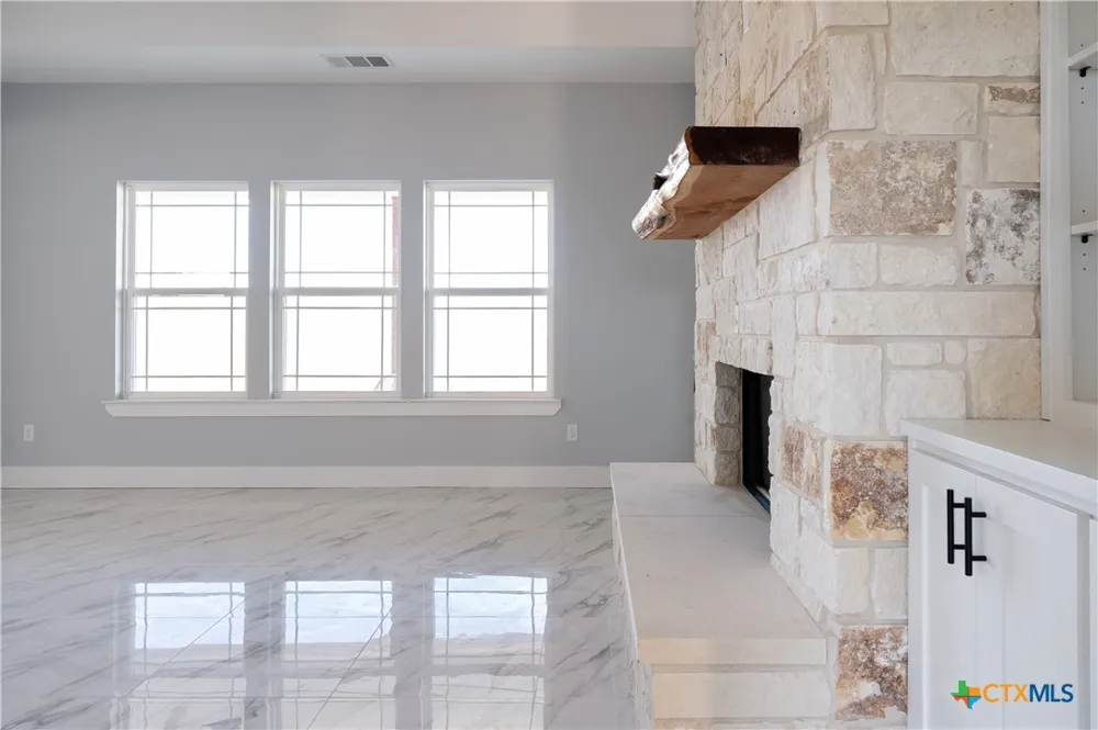 1000 Black Ankle Road Lockhart, TX 78644
