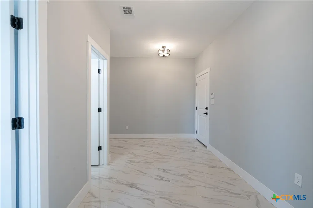 1000 Black Ankle Road Lockhart, TX 78644