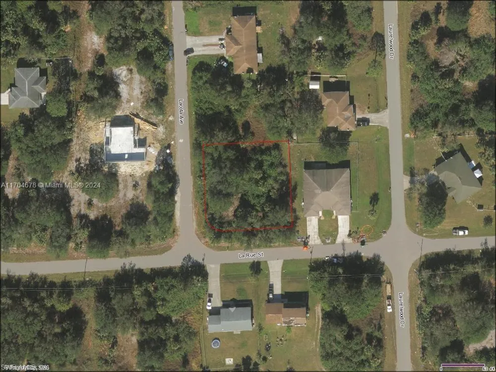 6008 LACOTA AVE Fort Myers, FL 33905