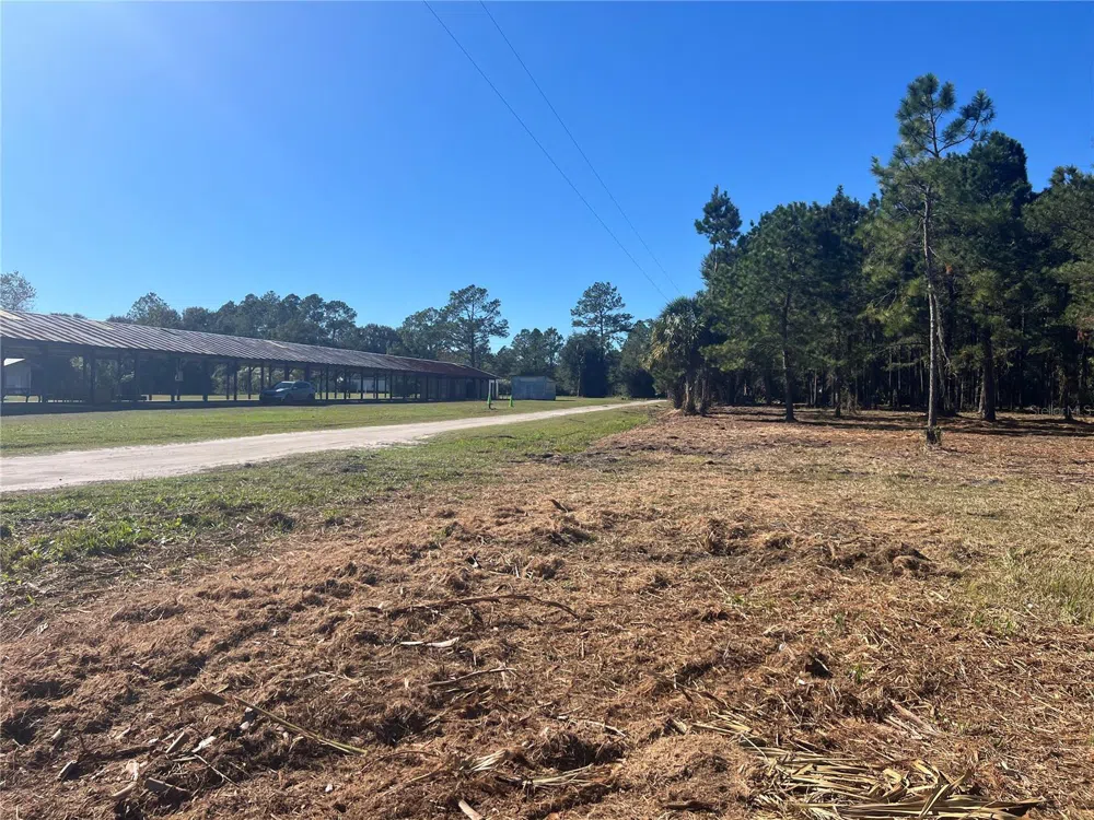 17802 US-301 Waldo, FL 32694