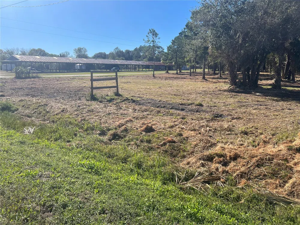 17802 US-301 Waldo, FL 32694
