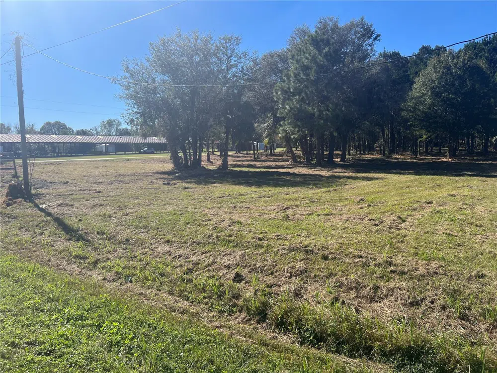 17802 US-301 Waldo, FL 32694