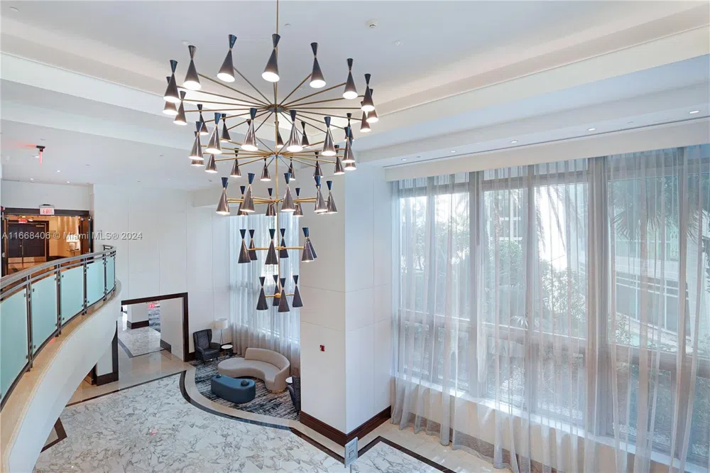 4391 Collins Ave #1501/1502 Miami Beach, FL 33140