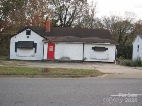 617 E GARRISON BOULEVARD