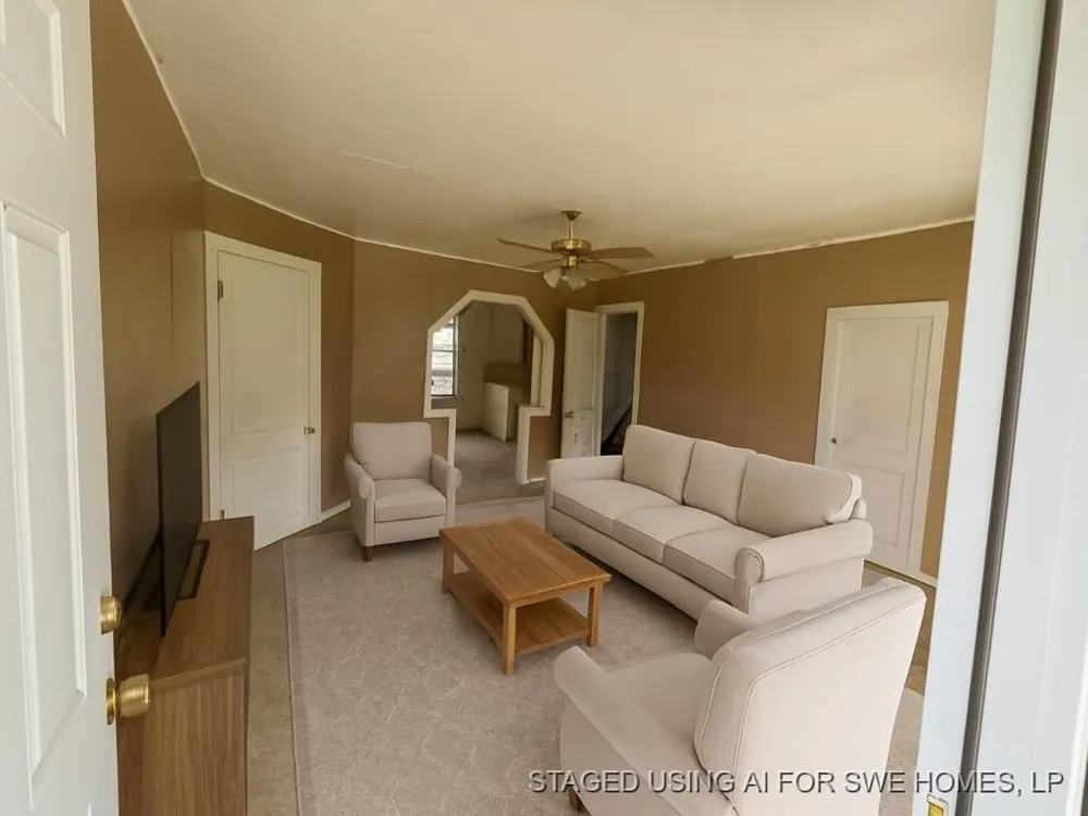 803 Chester Street West Orange, TX 77630