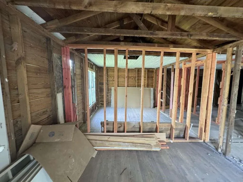 1443 Saenz San Antonio, TX 78214