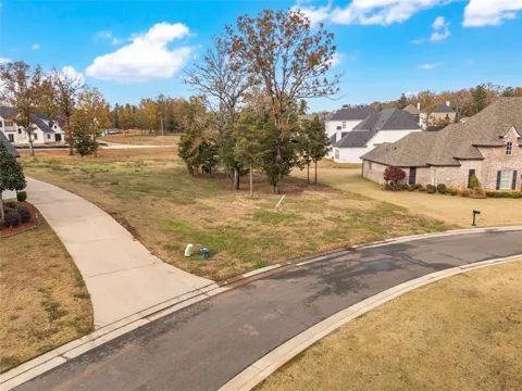 10924 Whispering Path Drive