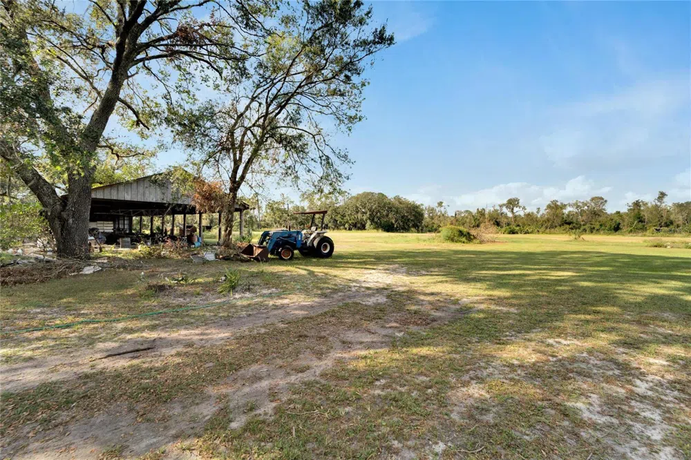 5020 SYDNEY ROAD Plant City, FL 33566
