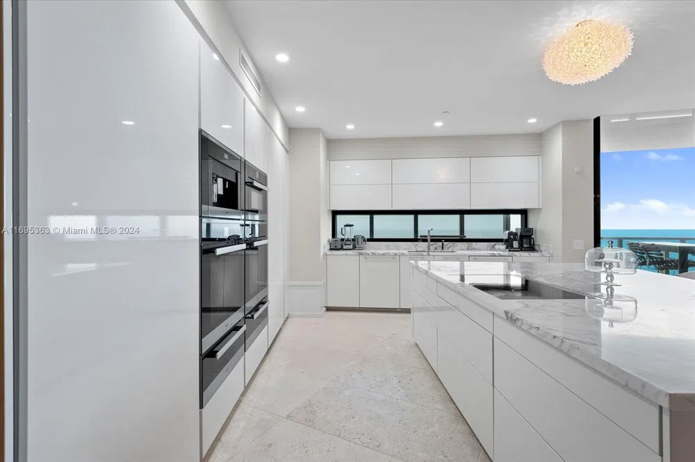 18555 Collins Ave #3405 Sunny Isles Beach, FL 33160