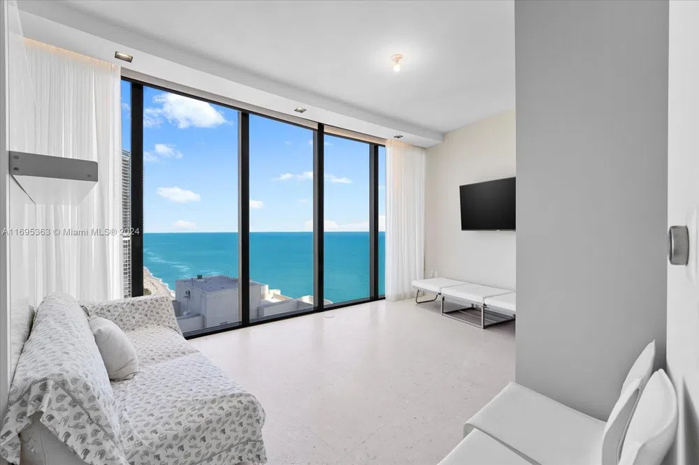 18555 Collins Ave #3405 Sunny Isles Beach, FL 33160