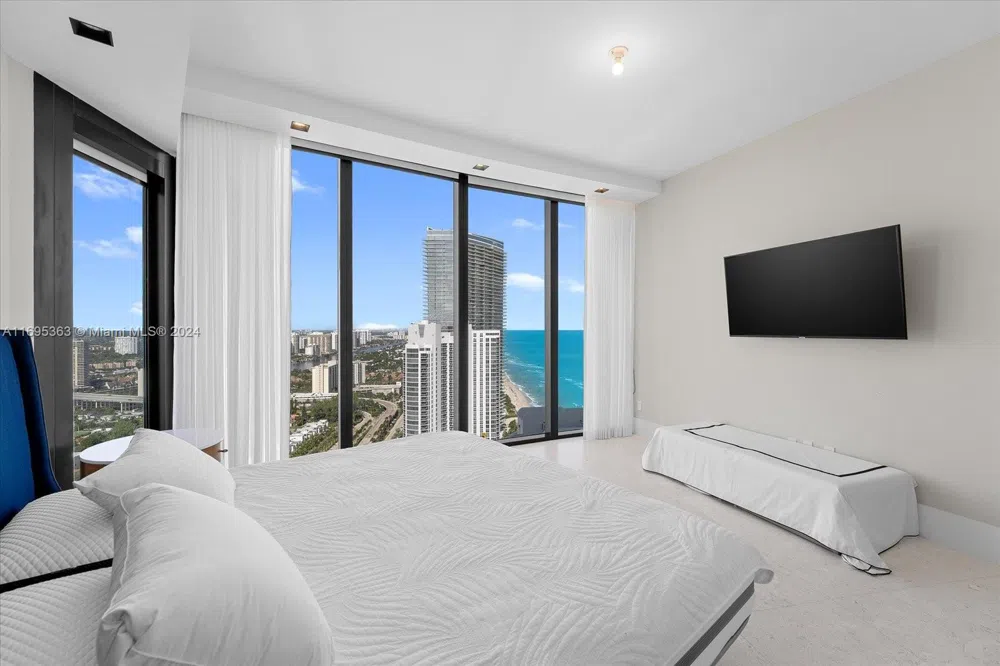 18555 Collins Ave #3405 Sunny Isles Beach, FL 33160