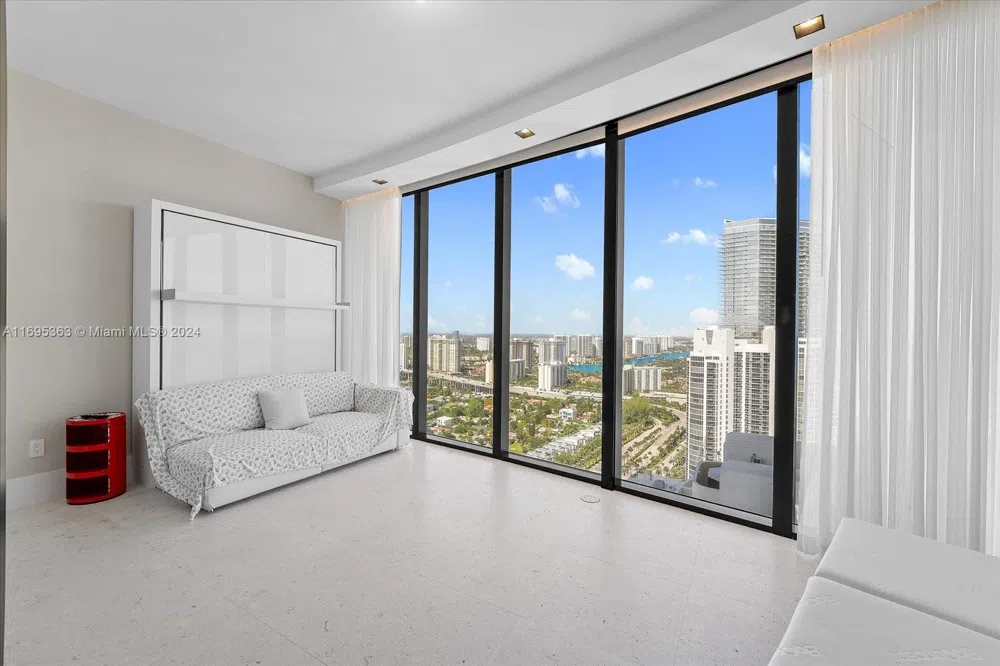 18555 Collins Ave #3405 Sunny Isles Beach, FL 33160