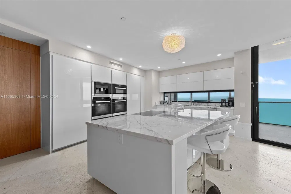18555 Collins Ave #3405 Sunny Isles Beach, FL 33160
