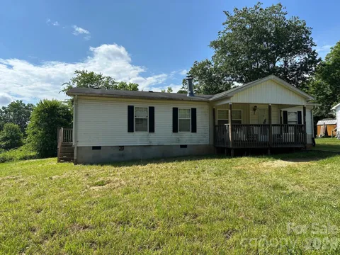 100 Springs Court