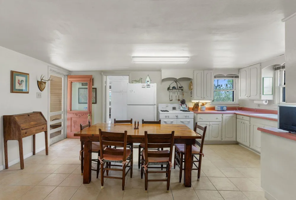 730 E Us Hwy 84 Goldthwaite, TX 76844