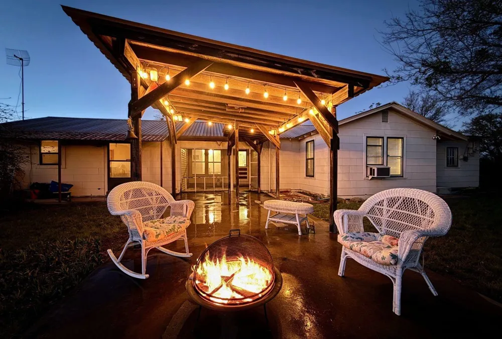 730 E Us Hwy 84 Goldthwaite, TX 76844