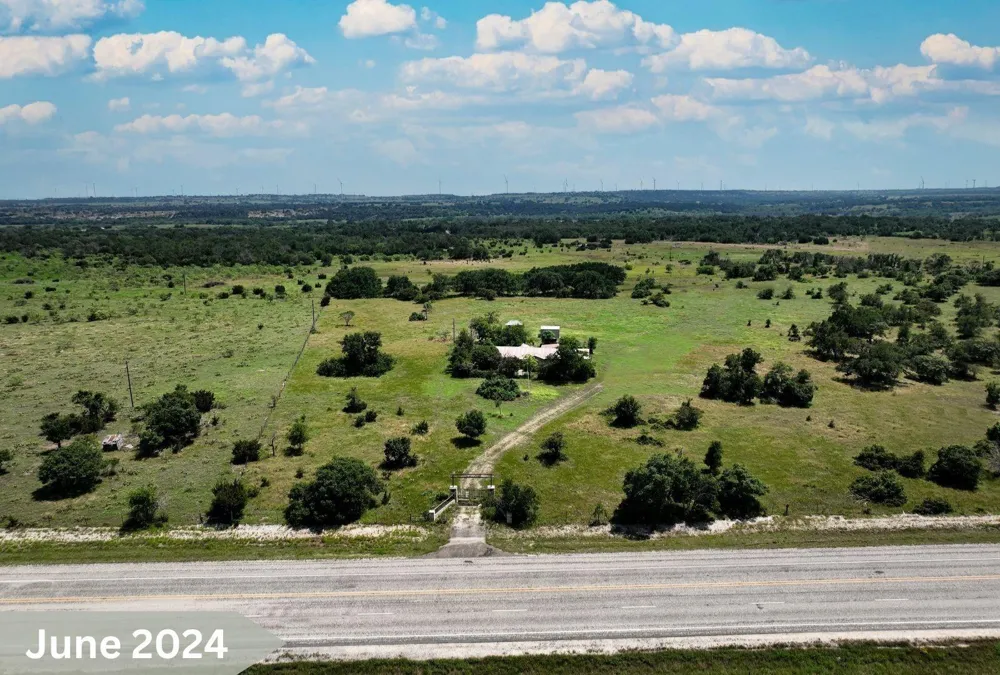 730 E Us Hwy 84 Goldthwaite, TX 76844
