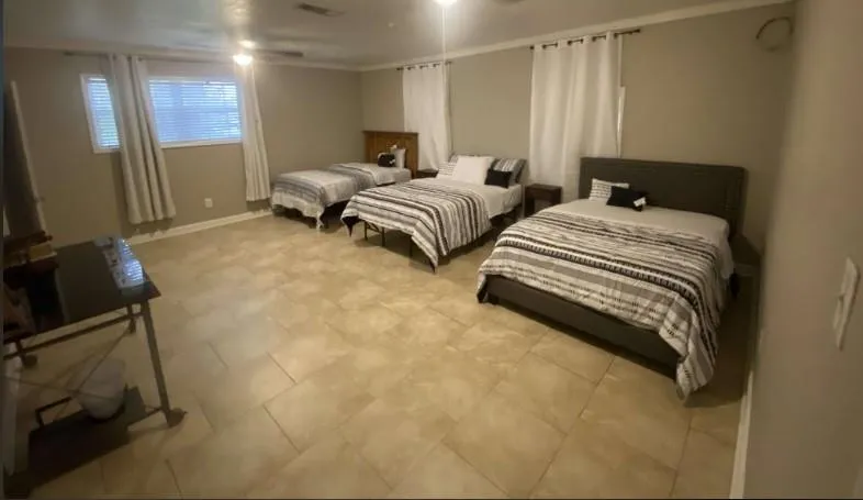 303 S 17th Street Nederland, TX 77627