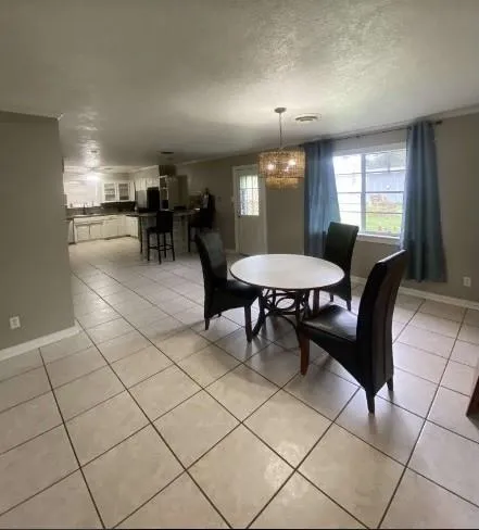 303 S 17th Street Nederland, TX 77627
