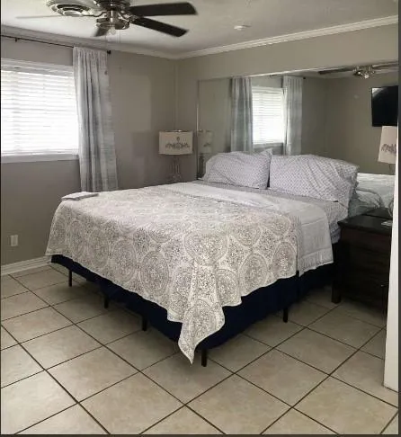 303 S 17th Street Nederland, TX 77627