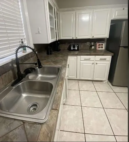 303 S 17th Street Nederland, TX 77627