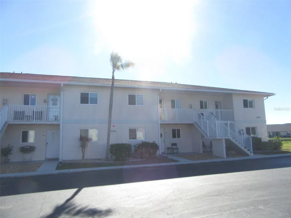 12538 SW KINGSWAY CIRCLE #607 Lake Suzy, FL 34269