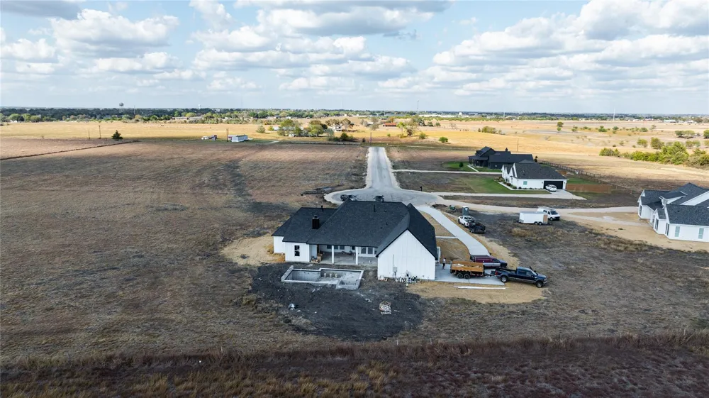 102 Country View Lane Schulenburg, TX 78956