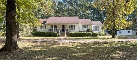 883 Crucifer Rd
