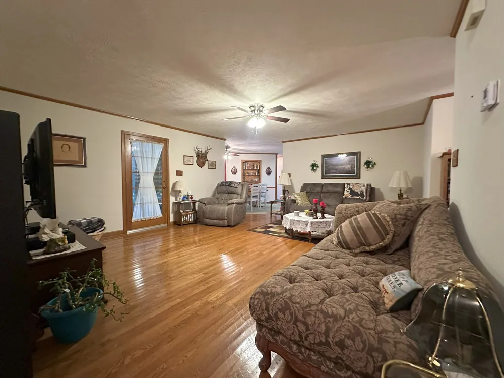 883 Crucifer Rd Huron, TN 38345