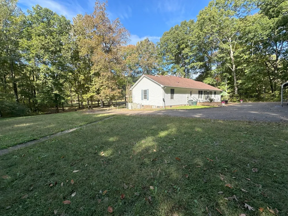883 Crucifer Rd Huron, TN 38345