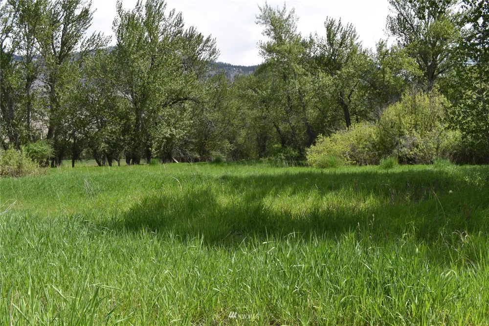 1640 Highway 7 Oroville, WA 98844