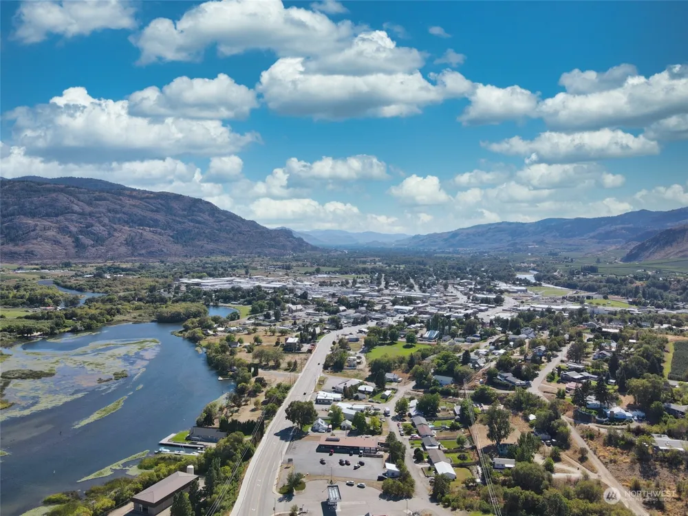 1640 Highway 7 Oroville, WA 98844